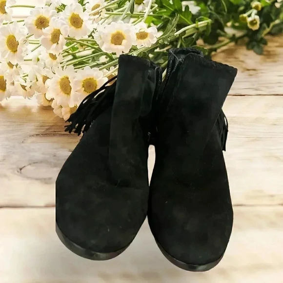 Sam Edelman black suede fringe booties size 7/37 EUC Style “Paige” - Picture 3 of 16